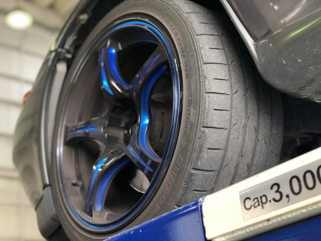 名車 R32 Gtr スカイラインgt Rのタイヤ交換 ユーイチバン四日市店 U Ichiban 四日市店 ブログ一覧 中古ホイール タイヤ買取 販売のu Ichiban