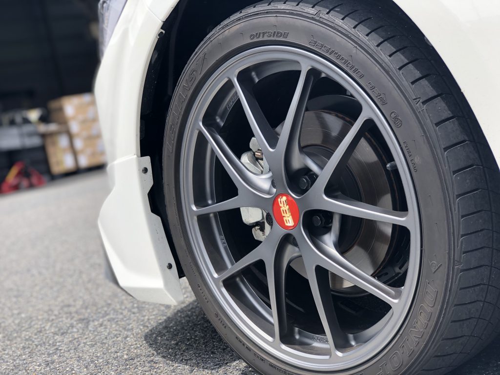 BBS  ビービーエス　純正　センターキャップ　黒/銀　56mm