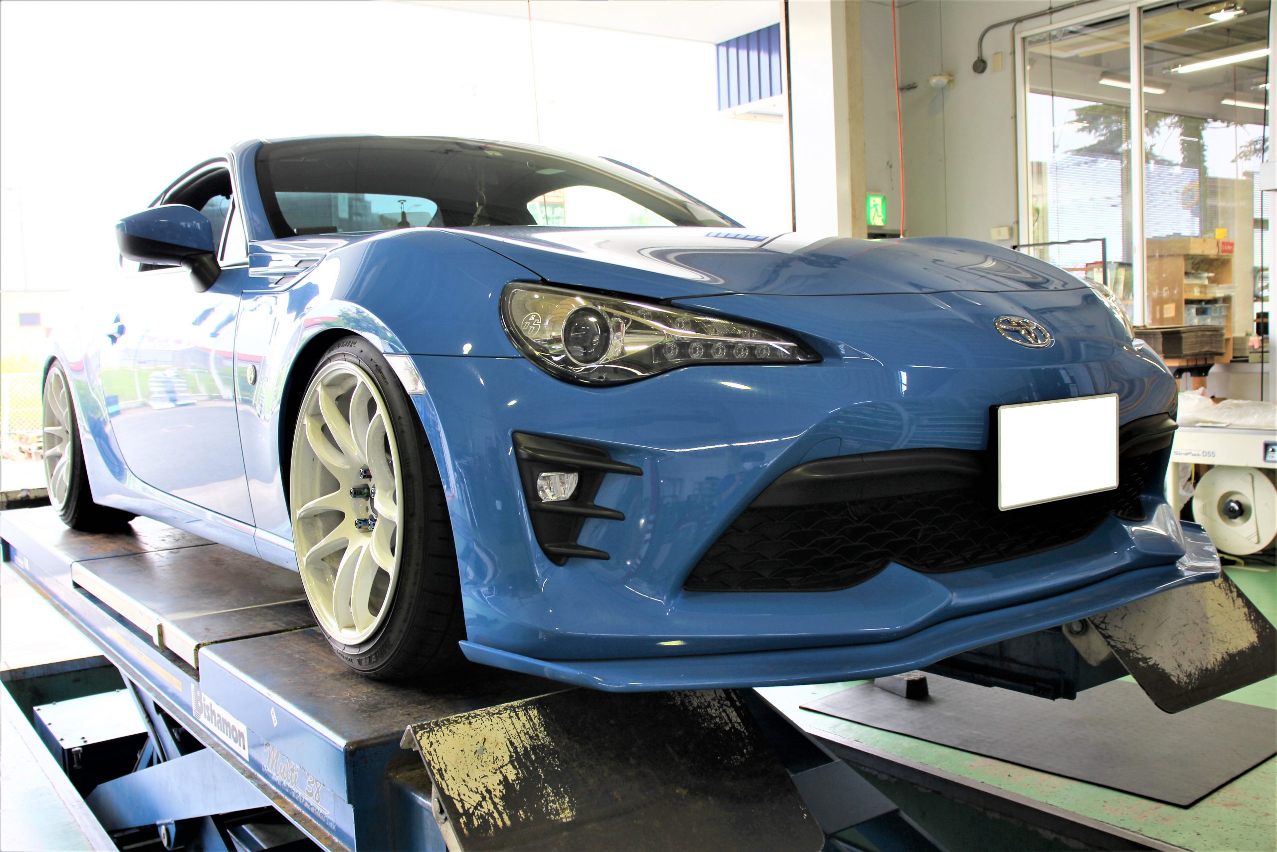 ミシュラン 225/40R18 サマータイヤホイールセット 86 BRZ etc (MICHELIN PilotSPORT5 u0026 CROSSSPEED  CR5 5穴 100)