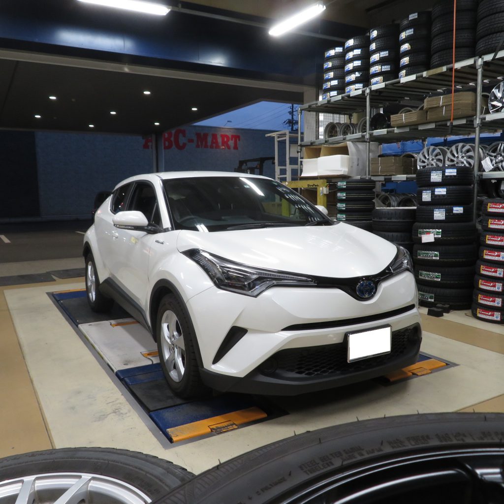 TOYOTA C-HRに17inch!! 入荷したばかりのRazee NX-7を取付！！ | U-ICHIBAN 大垣店 ブログ一覧 | 中古ホイール ・タイヤ買取・販売のU-ICHIBAN