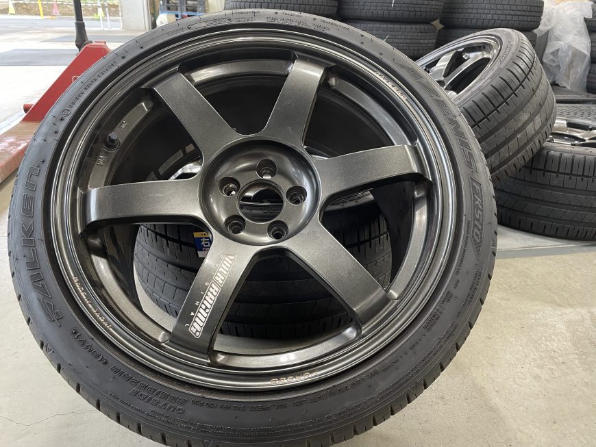 【工場店】TE37 SAGA S-PLUS 18-10.5J+24 PCD114.3 5穴　RAYS CE28 ZE40 RE30 SL NISMO CT9A GTR BNR34 BCNR33 BNR32 ER34 S15 S14 ニスモ 5穴