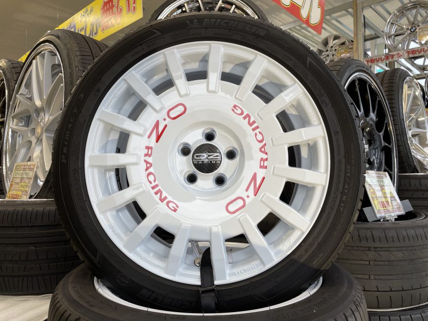 ノーマルタイヤですOZラリーレーシング 17インチ PCD112 225/45r17