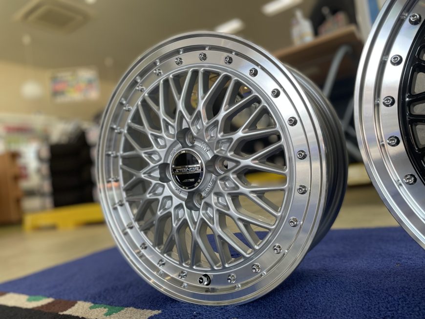 シュタイナー　FTX　5.5J　15インチ