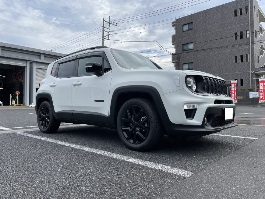 JEEP レネゲードに16インチ！KMC KM721 ALPINE ＆ TOYO オプカンRTで